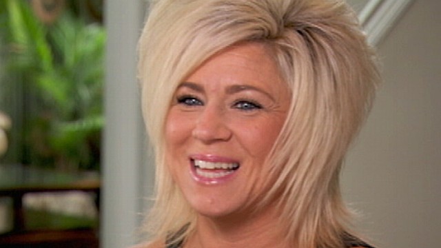 VIDEO: Long Island Medium Theresa Caputo Reads 20/20 Camera Man