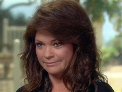VIDEO: A sleek Valerie Bertinelli says nipples were airbrushed in magazine cover shot.