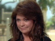 VIDEO: A sleek Valerie Bertinelli says nipples were airbrushed in magazine cover shot.