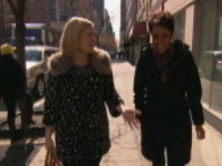 Watch: Mirror-Free Bride Goes Shopping With Robin Roberts