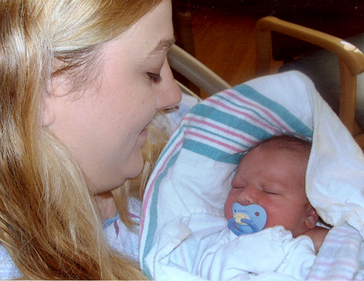 Pregnancy 911: Michigan Mother Was Pregnant and Didn't Know It