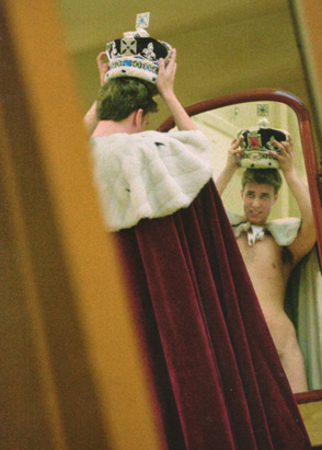 Prince William on Prince William Look Alike Tries On The Crown In This Photograph From