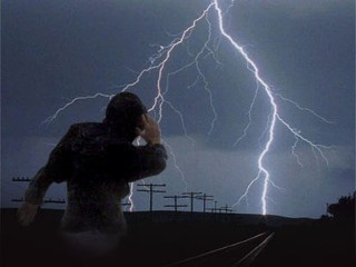 http://a.abcnews.com/images/2020/lightning_070727_mn.jpg