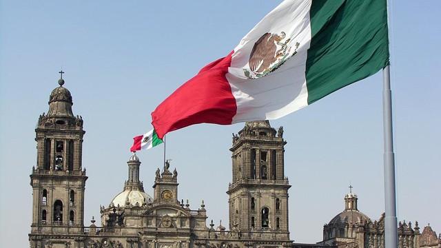 PHOTO:&nbsp;A z&oacute;calo is a central town square or plaza, usually located in Mexican cities. The most famous Z&oacute;calo is that of Mexico City. The government district of Mexico City is known after this. Z&oacute;calos were often the original central squares of Mesoamerica