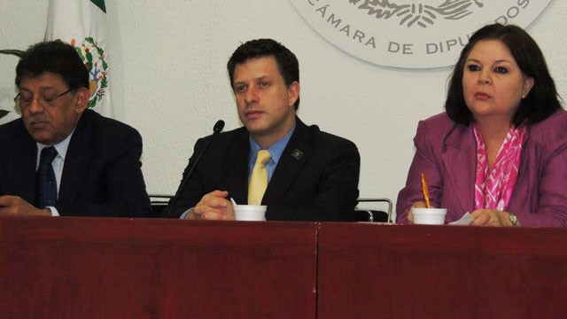 PHOTO: Mexican Congressman Fernando Belaunzarán [center] will present a new marijuana bill to his country's parliament on Thursday.