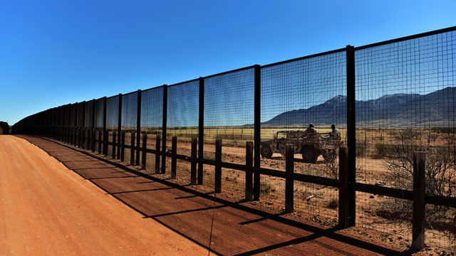 PHOTO:&nbsp;Strict border controls have pushed immigrants to increasingly remote parts of the border, where crossing is more dangerous.