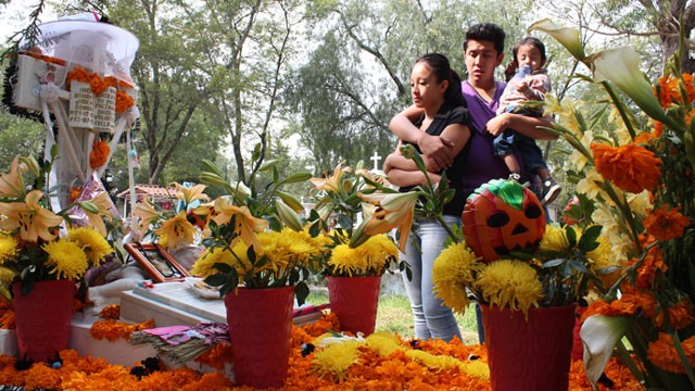 PHOTO: Juan Jose Jimenez lost his three year old daughter, Ingrid, to cancer last year. He says the day of the dead gives him a chance to remember Ingrid, and other loved ones that he misses.