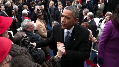 PHOTO: President Barack Obama greets people on the West Front of the Capitol in Washington
