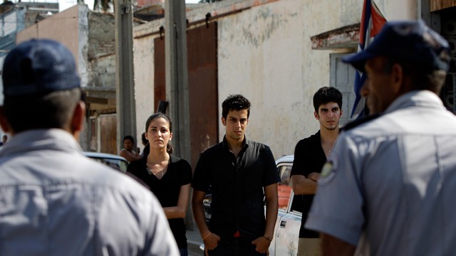PHOTO: Police block the courthouse, keeping the children of late Cuban dissident Oswaldo Paya from attending the trial of Spanish citizen Angel Carromero, who is on trial for the death of their father, in Bayamo, Cuba, Friday, Oct. 5, 2012.
