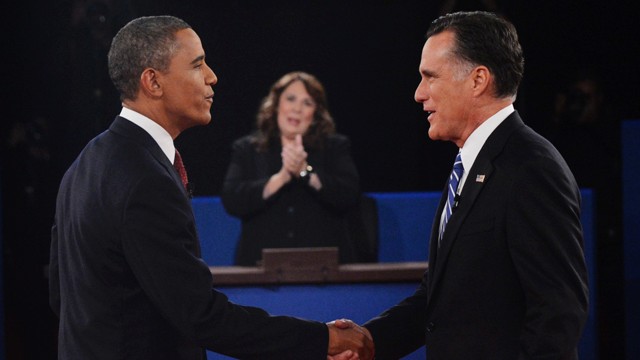 PHOTO:&nbsp;Moderator Candy Crowley, center, applauds as President Barack Obama, right, shakes hands with Republican presidential nominee Mitt Romney during the second presidential debate at Hofstra University, Tuesday, Oct. 16, 2012, in Hempstead, N.Y.