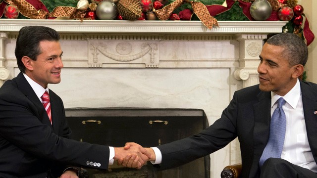 PHOTO: President Barack Obama shakes hands with Mexico's President-elect Enrique Pena Nieto prior to their meeting in the Oval Office of the White House in Washington, Tuesday, Nov. 27, 2012.