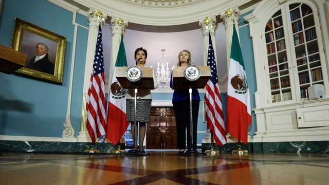 PHOTO: Secretary of State Hillary Rodham Clinton, right, and Mexican Foreign Minister Patricia Espinosa speak in the Treaty Room of the State Department, Tuesday, Sept. 18, 2012, in Washington.