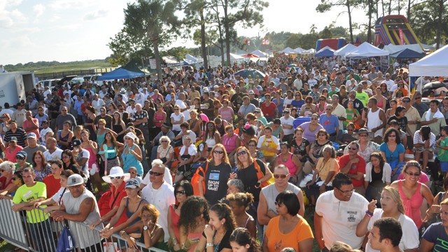 PHOTO: At this year's Viva Osceola, a cultural festival in one of Florida's swing counties, the Romney campaign pushed to speak to the mostly-Latino crowd, said organizer Guillermo Hansen.