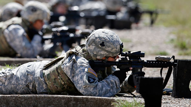 PHOTO: In this Sept. 18, 2012 file photo, female soldiers from 1st Brigade Combat Team, 101st Airborne Division train on a firing range while testing new body armor in Fort Campbell, Ky., in preparation for their deployment to Afghanistan.