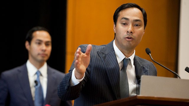 PHOTO:&nbsp;Texas State Rep. Joaqu&iacute;n Castro of San Antonio introduced his brother, San Antonio Mayor Juli&aacute;n Castro, at The Texas Tribune Festival on Sept. 24, 2011.