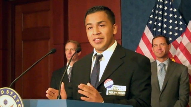 PHOTO: Cesar Vargas speaks at a press conference in 2010 about his inability to serve in the armed forces as an undocumented immigrant.