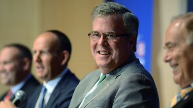 PHOTO: Bush