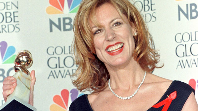 PHOTO: Actress Christine Lahti holds her Golden Globes