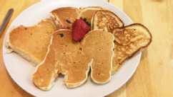 PHOTO: Happy birthday and Mother's Day strawberry pancakes for Mamita Mala from her daughter.