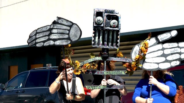 PHOTO:&nbsp;One of the many puppets made for Ft. Lauderdale's Day of the Dead procession.