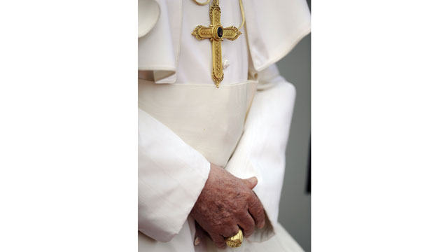 PHOTO: The hands of Pope Benedict XVI are seen after he arrived on September 22, 2011 at the Tegel airport in Berlin, where he starts his first state visit to his native Germany.