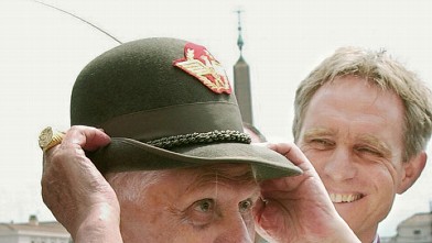 PHOTO: Pope Benedict XVI wears an Italian alpine troops hat, during his open-air weekly general audience in St. Peter's square, at the Vatican, 07 June 2006