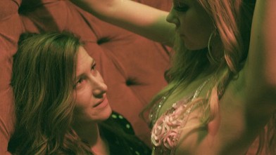 PHOTO: Kathryn Hahn with Juno Temple in 'Afternoon Delight', premiering at Sundance 2013