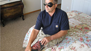 Iraq War Veteran Has to Fight AIG For New Plastic Leg, Wheelchair