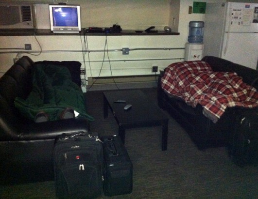 Inside Airline Pilot 'Crash Pads'