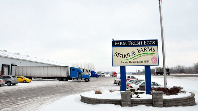 PHOTO: Dozens of federal homeland security agents descended on Sparboe Farms in Litchfield, Minn. on Jan. 8, 2013, as part of what authorities called a "larger criminal investigation," but details about the nature of the operation were not disclosed.