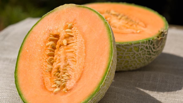 PHOTO: A listeria outbreak linked to cantaloupe killed at least 30 people in 2011.