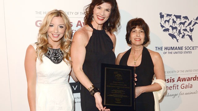 PHOTO: TV news producer Megan Chuchmach, producers Cindy Galli and Rhonda Schwartz pose backstage with the Outstanding National News award at The Humane Society of the United States 2013 Genesis Awards Benefit Gala at The Beverly Hilton Hotel on March 23,