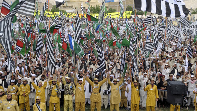 PHOTO: Activists of the Defence Council of Pakistan, shout anti-US slogans in Quetta on April 26, 2012, against the reopening of the NATO supply route to Afghanistan.