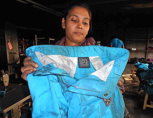Bangladesh Factory Fire Kills 112