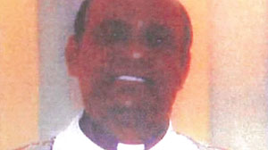 Photo: Priest accused of US abuse still working in India