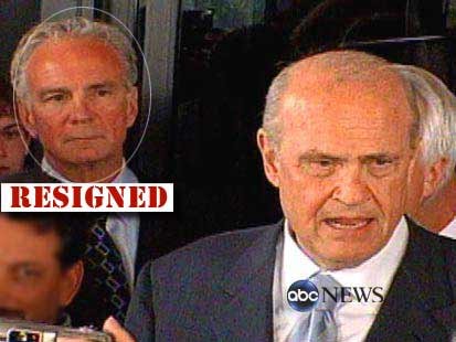 High Flying Ex-con Steps Down from Thompson Campaign