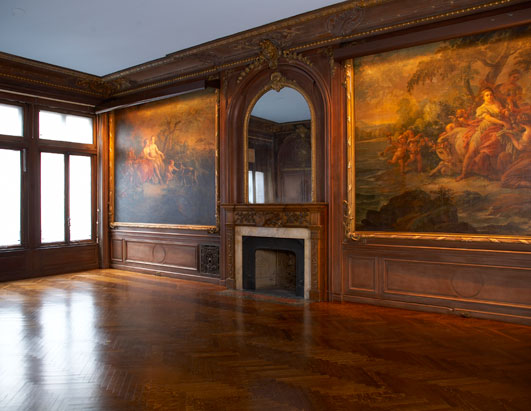Extravagant NYC Apartments