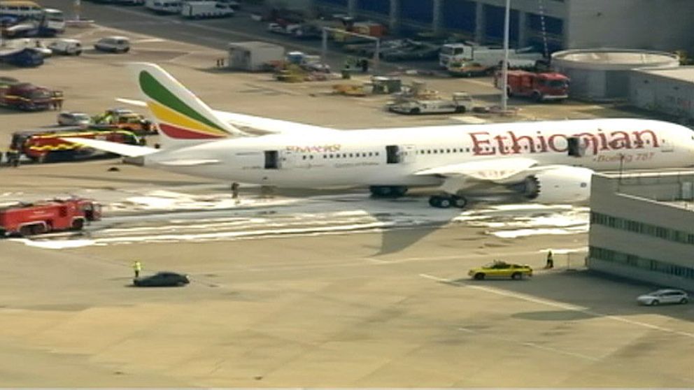 PHOTO: ethiopian airlines, dreamliner, fire, plane, heathrow, airport