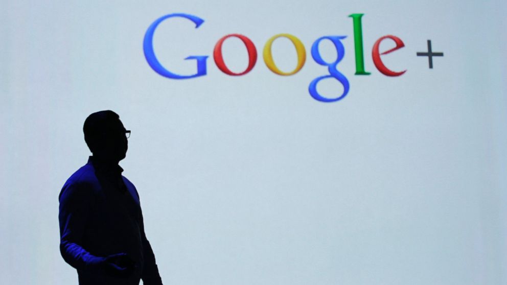 PHOTO: Vic Gundotra, Google Senior Vice President of Engineering, talks about Google Plus at the Google I/O conference in San Francisco, June 27, 2012.