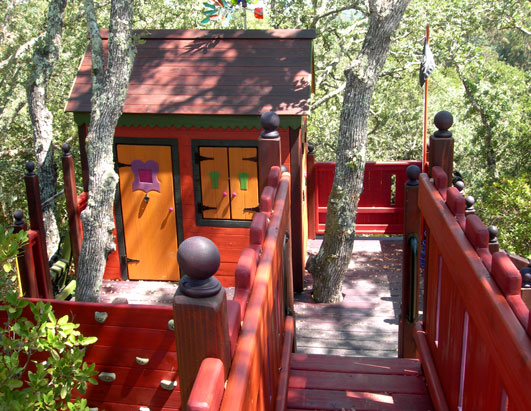 Luxury Treehouses