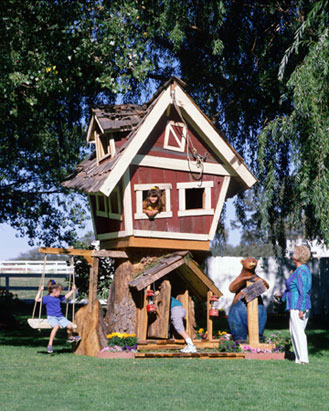 Luxury Treehouses