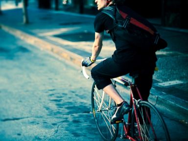 Outsourcing Errands: People Rent Themselves Out for Odd Jobs