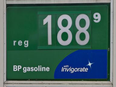 Drivers' Christmas Surprise Is Lowest Gas Price Since 2008