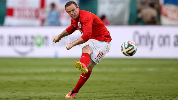 PHOTO: Wayne Rooney of England