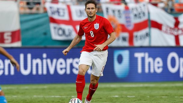 PHOTO: Frank Lampard of England 