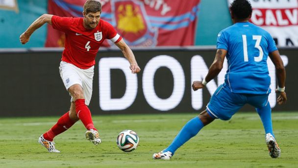 PHOTO: Steven Gerrard of England