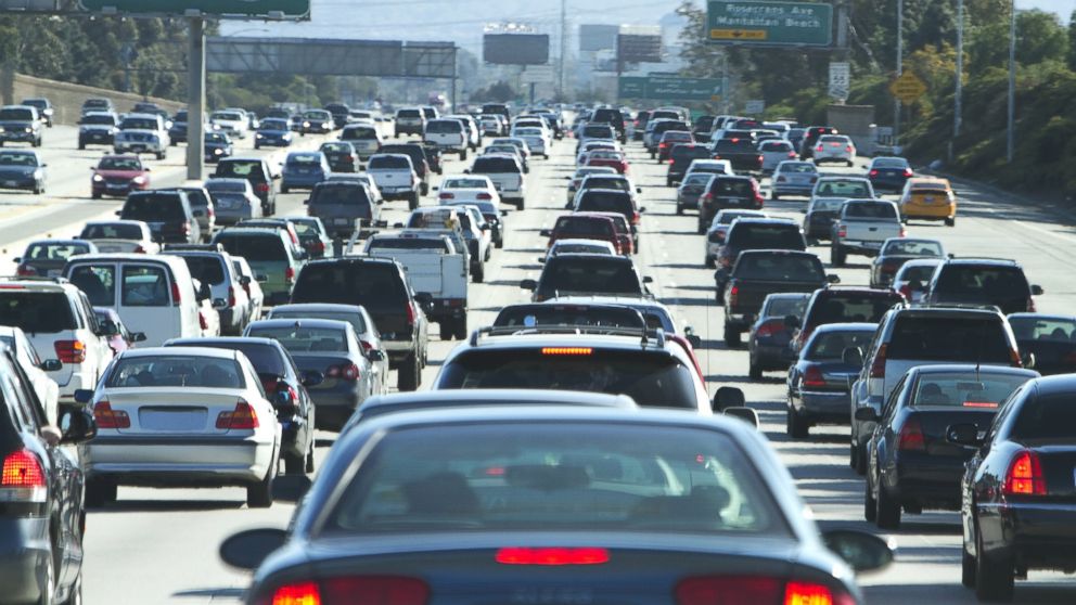 PHOTO: Commuting costs may impact your mortgage.