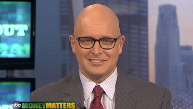 VIDEO: Jeff Macke analyzes the morning business headlines.