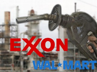 PHOTO Exxon beat out Wal-Mart to top Fortune's list of top 500