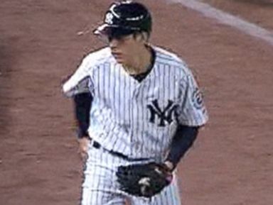 Ball Boy's Switch Of Jeter Foul Ball Could Be Worth $10K
